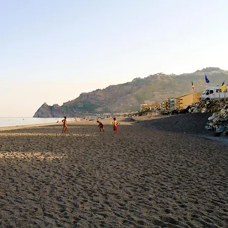 Campsite La Focetta Sicula 2*