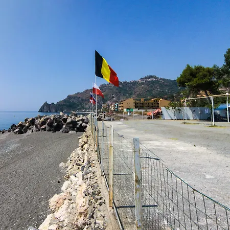 La Focetta Sicula 캠프장 SantʼAlessio Siculo