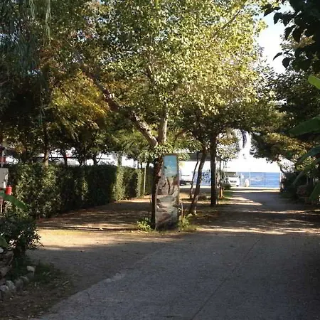 拉弗斯塔斯库拉露营地